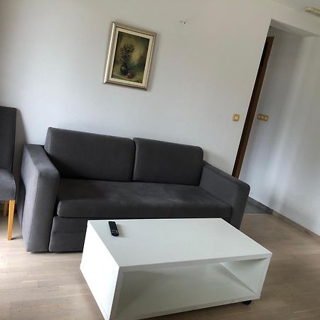 Green Oaza Apartment Фойница Екстериор снимка