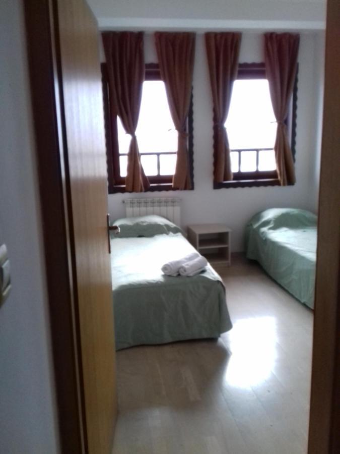 Green Oaza Apartment Фойница Екстериор снимка